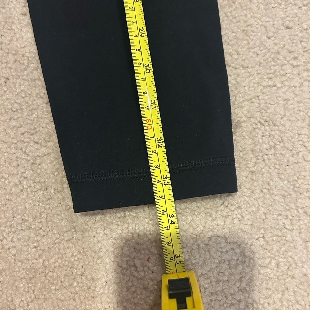 Lululemon Black Align Athletic Leggings size 6 - Picture 2 of 2